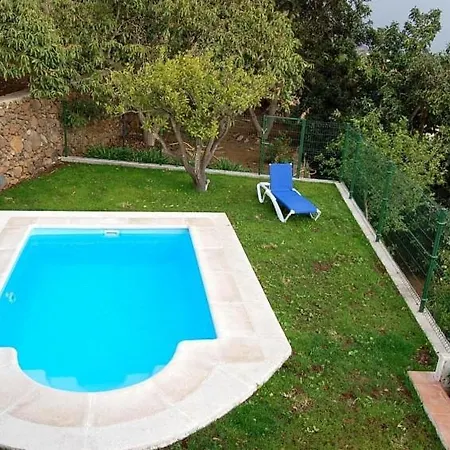 بيت للعطل Arona Sleeps 8 Pool Wifi أرونا