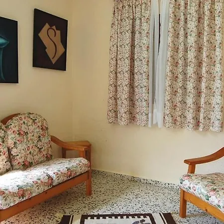 Arona Sleeps 8 Pool Wifi