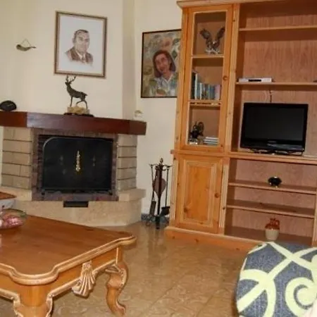 Nyaraló Arona Sleeps 8 Pool Wifi Arona